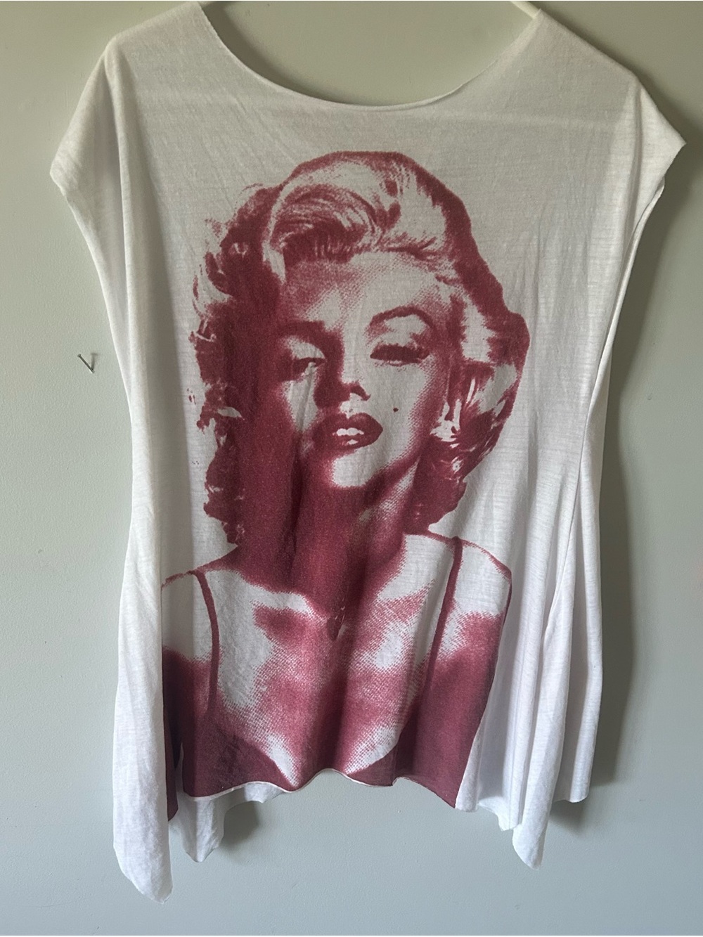 White Tank Top with Burgundy Marilyn Monroe Graphic